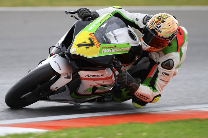 WARD BAGS FIRST POINTS OF THE YEAR AT SNETTERTON